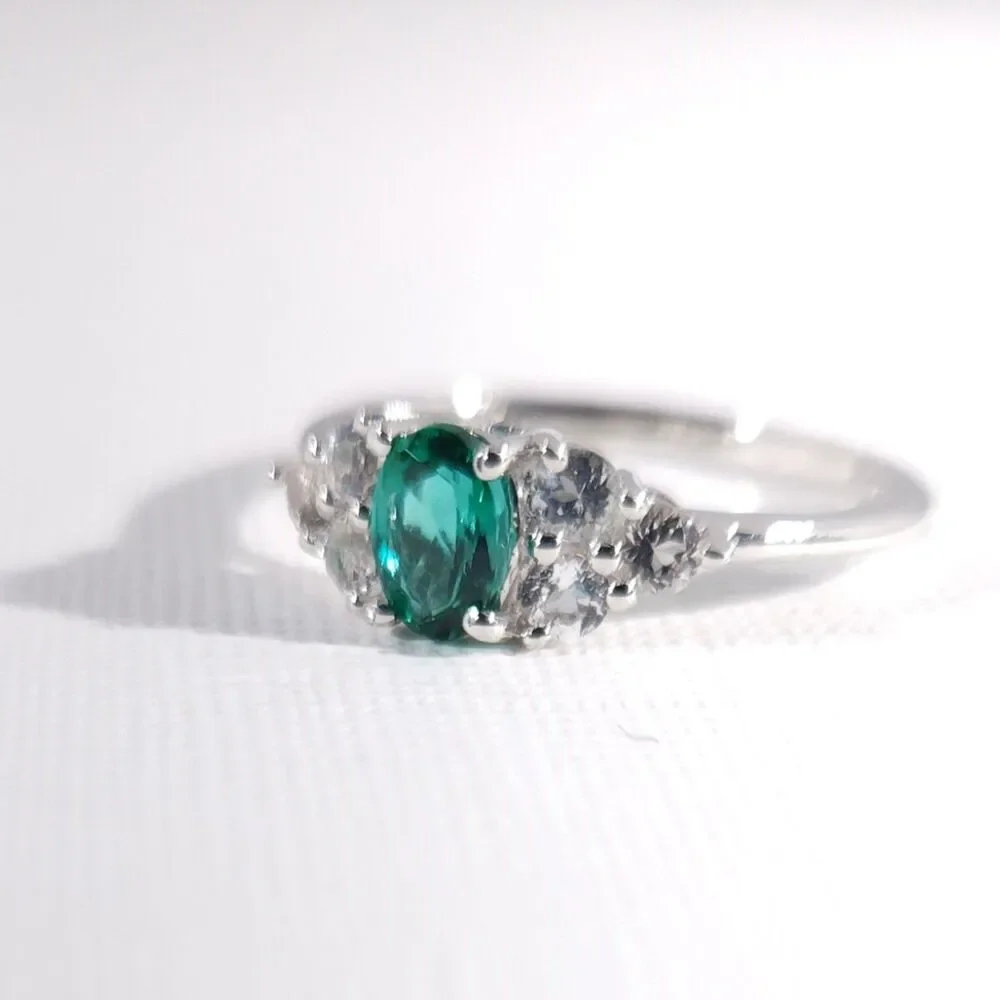 Emerald and White Topaz Ring Sterling Silver Size 7-1/4